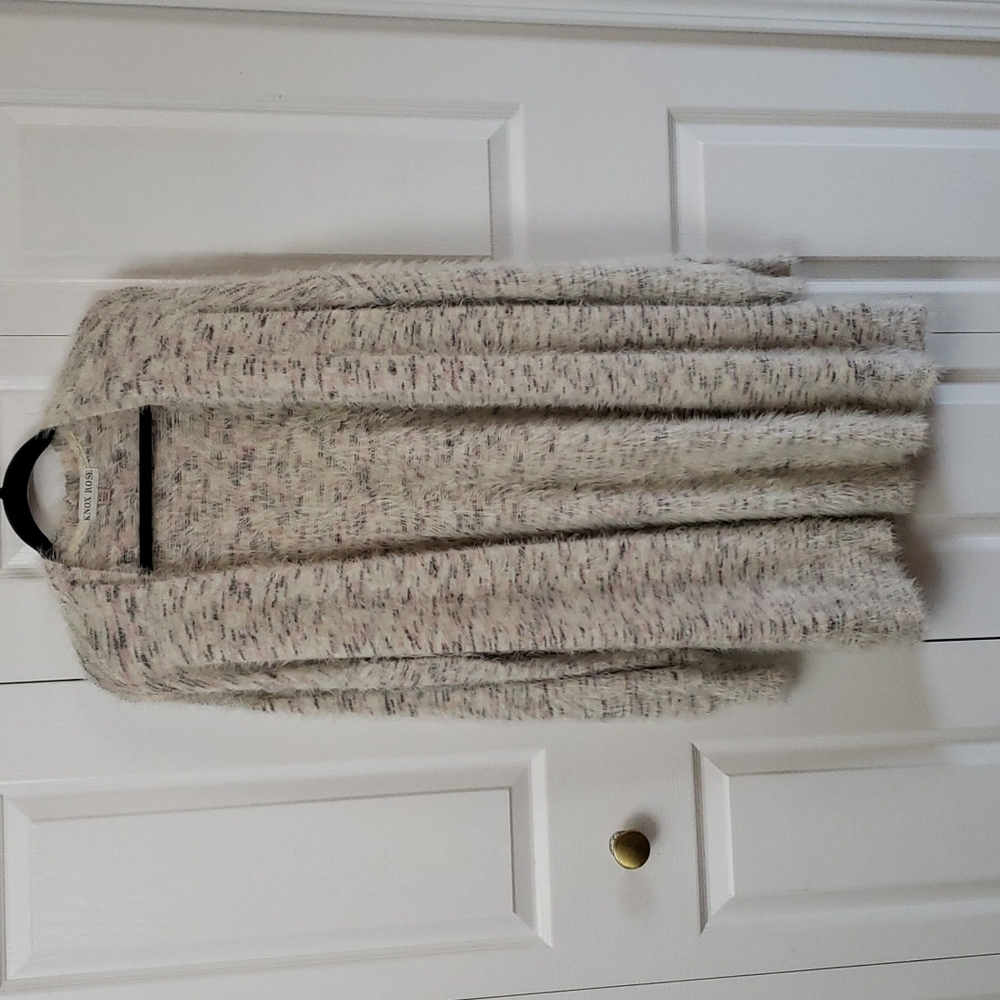 Knox Rose eyelash sweater